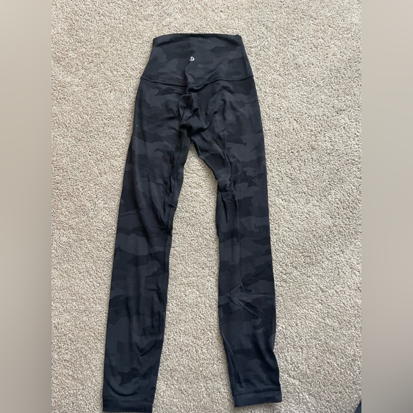 Lululemon align leggings 25” size 0 - Picture 2 of 3